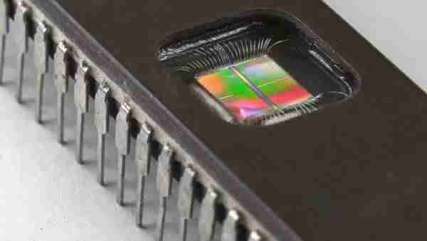 如何把一块石头变成 CPU，国外技术大佬决定自制芯片-第22张图片