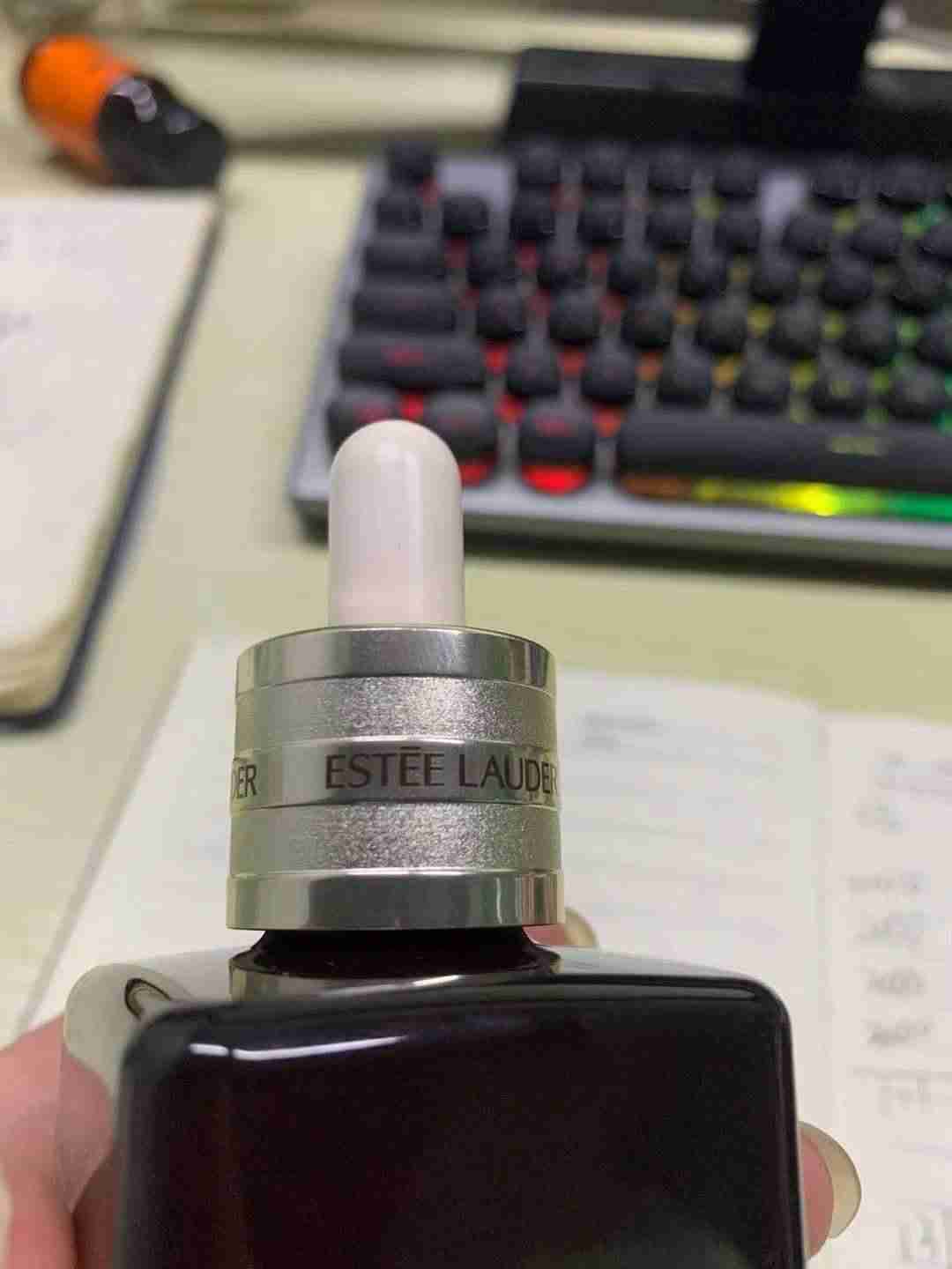 雅诗兰黛即时修护特润精华露怎么用（抗皱紧致精华排名）-第12张图片