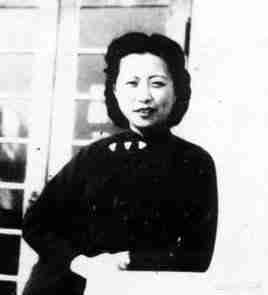莉雅丝·吉蒙里(莉雅丝·吉蒙里等身)-第1张图片 莉雅丝·吉蒙里(莉雅丝·吉蒙里等身)-第1张图片