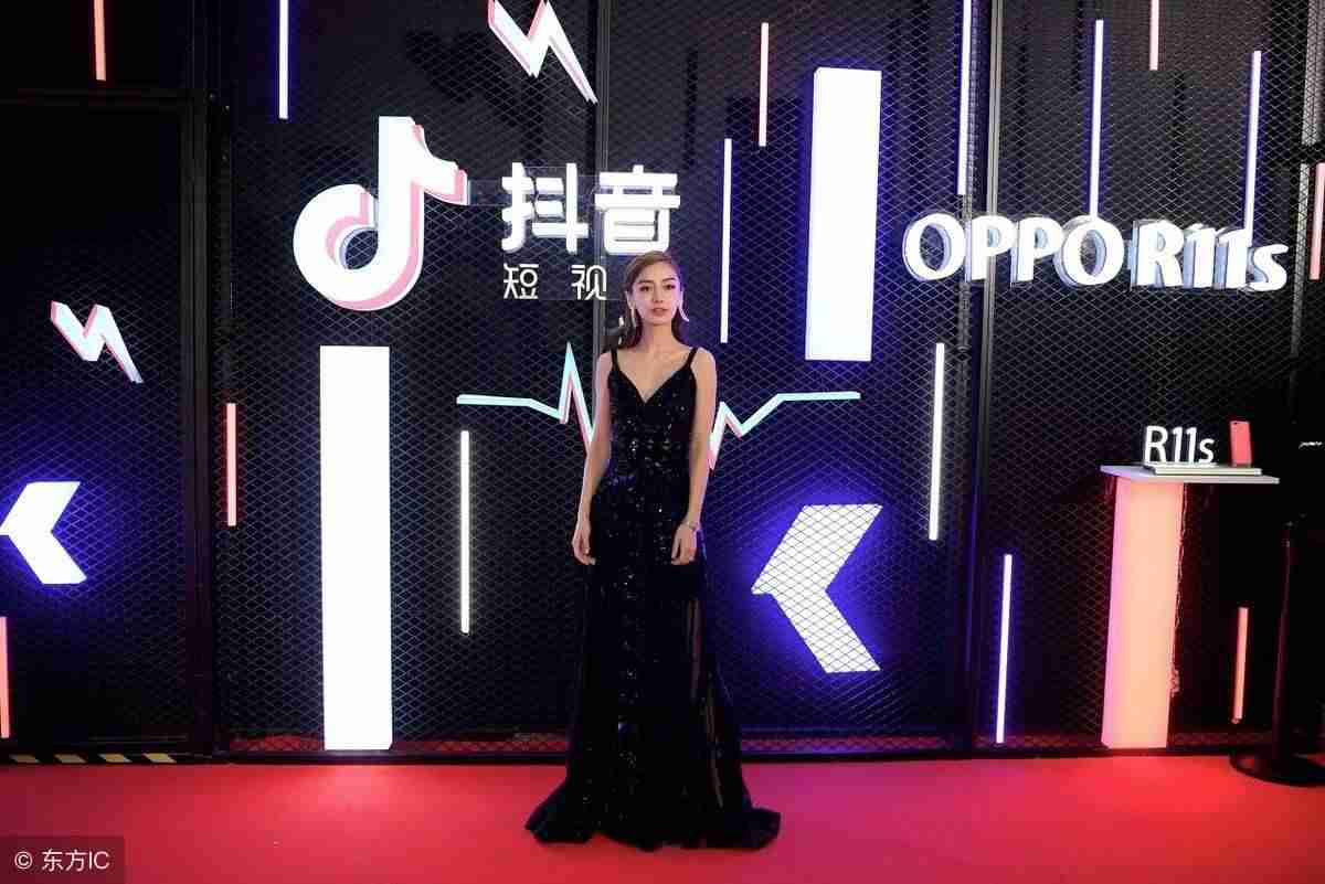 2021爆红抖音舞蹈教学（节奏感强又好跳的舞蹈）-第2张图片