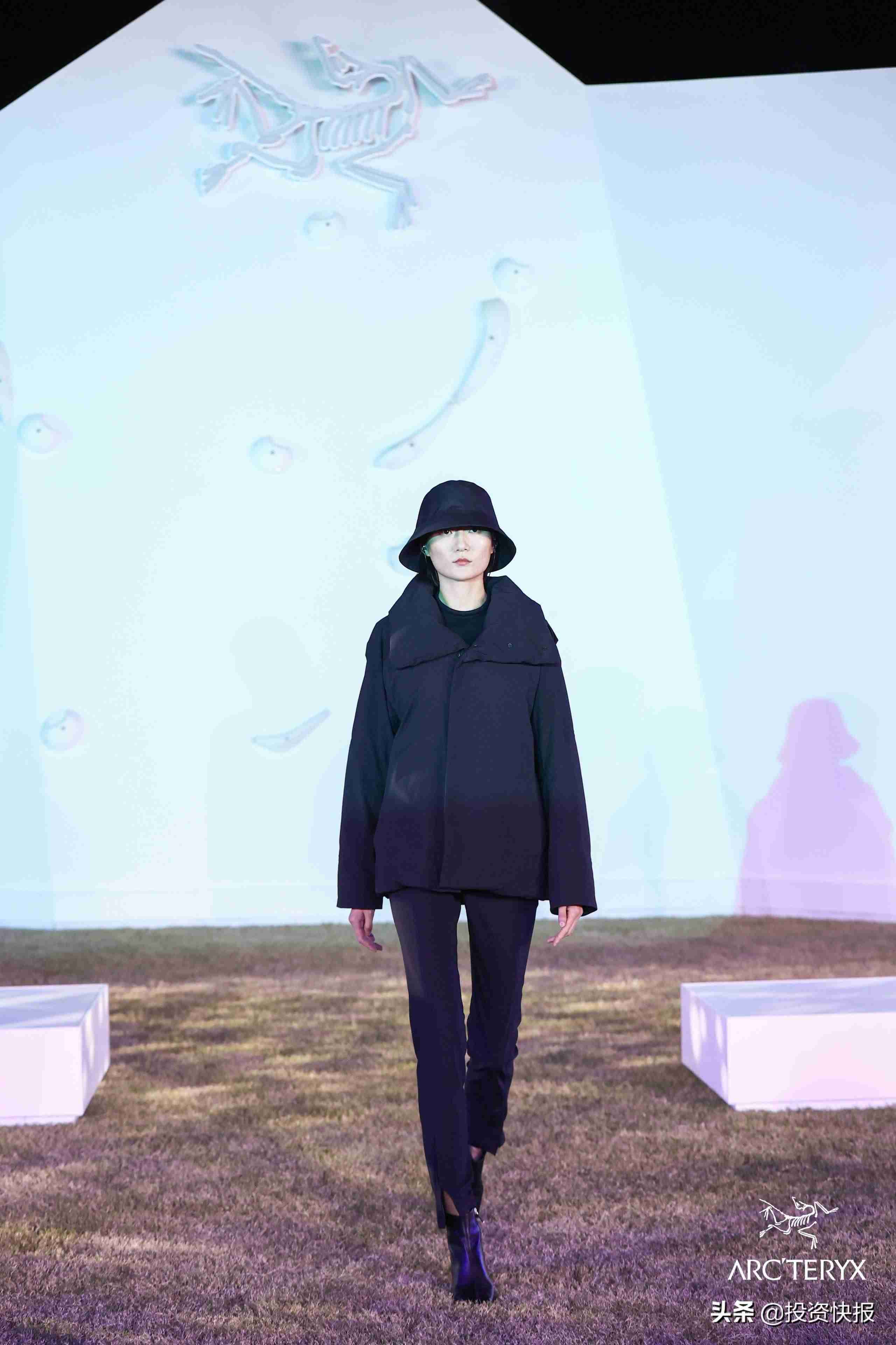 户外运动品牌有哪些(世界羽绒服十大名牌排名)-第15张图片 户外运动品牌有哪些(世界羽绒服十大名牌排名)-第15张图片