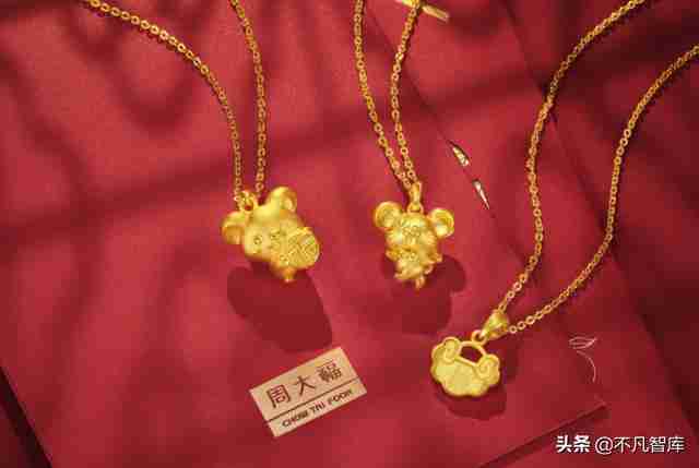 服装品牌前十大排名（服装十大品牌排行榜）-第3张图片