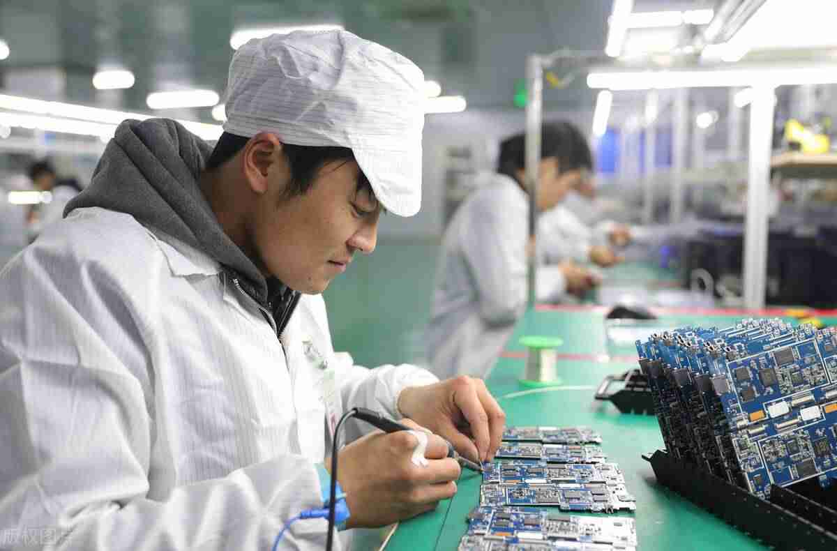 女生做什么工作容易赚钱又轻松（适合女人学的赚钱手艺）-第6张图片