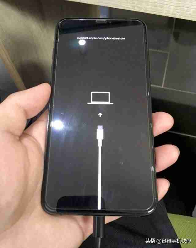 iphone1刷机教程(iphone无限黑屏dfu模式)-第1张图片 iphone1刷机教程(iphone无限黑屏dfu模式)-第1张图片