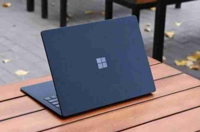 怎么看surface型号查询(微软surface黑屏解决办法)-第3张图片 怎么看surface型号查询(微软surface黑屏解决办法)-第3张图片