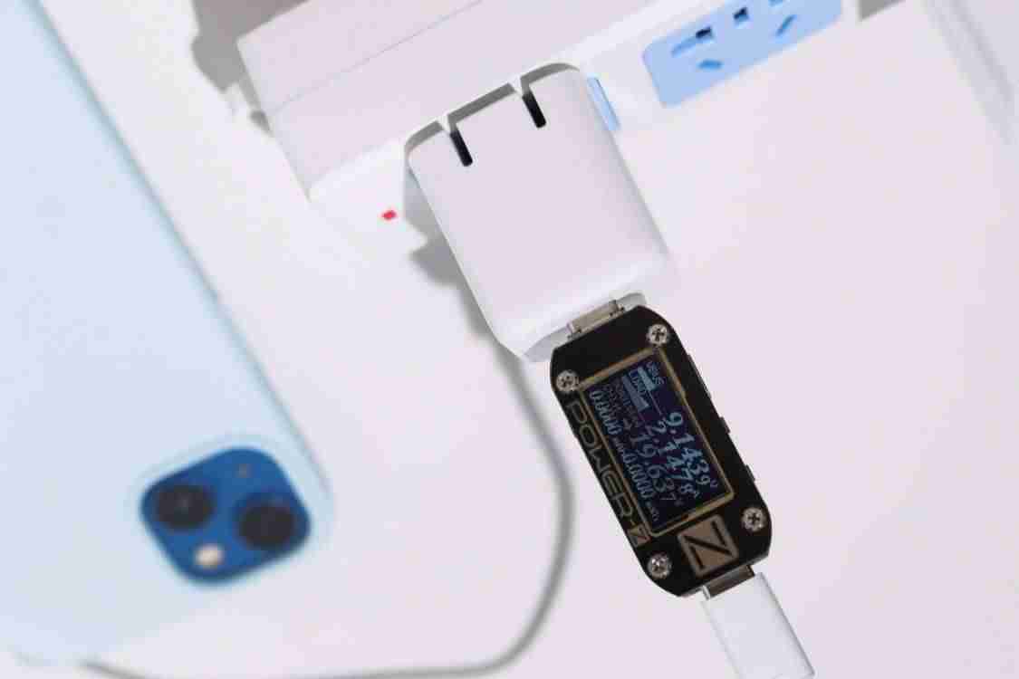 苹果充电器功率怎么看(iphone12原装充电器参数)-第5张图片 苹果充电器功率怎么看(iphone12原装充电器参数)-第5张图片