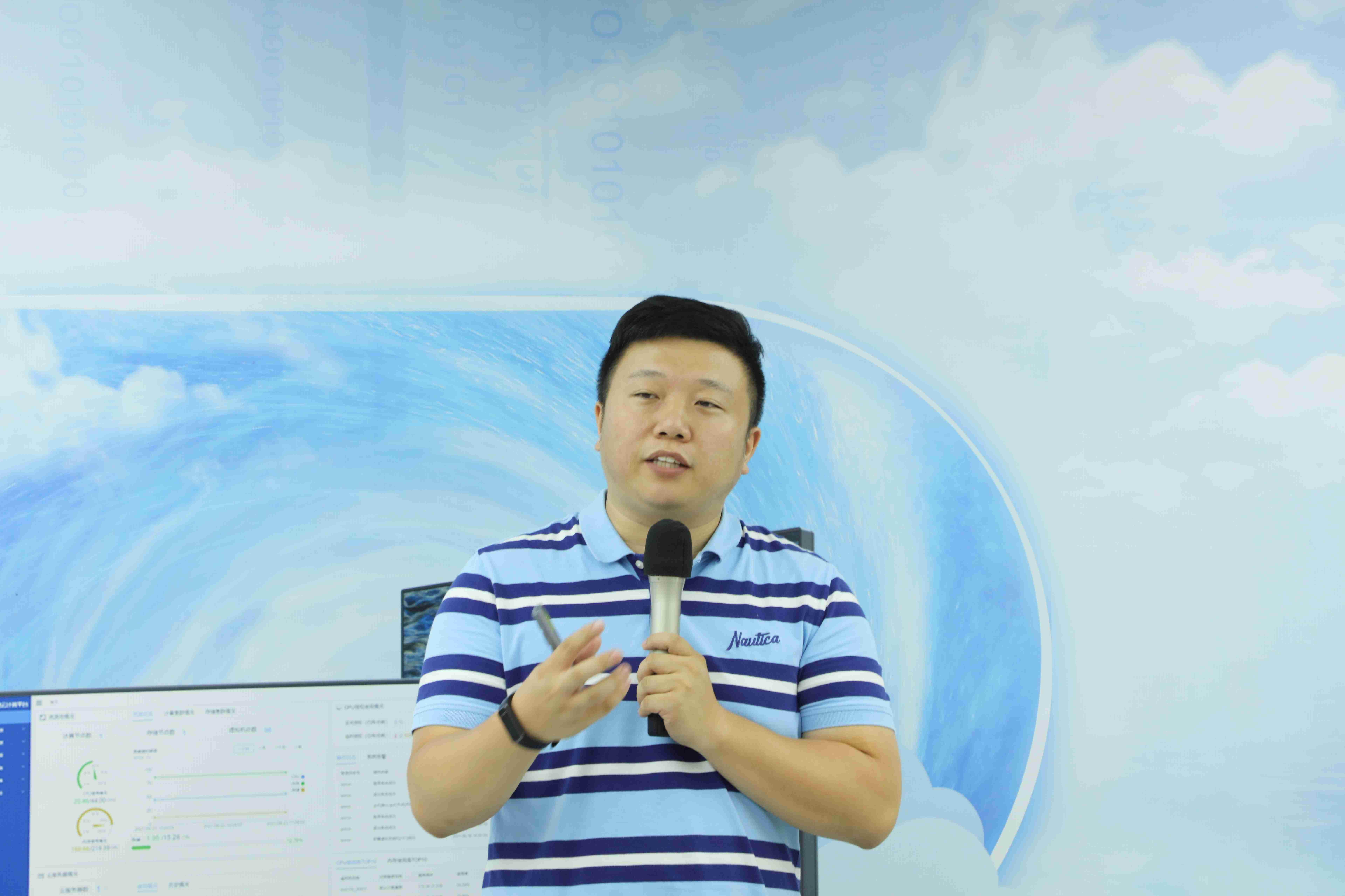 云桌面软件哪个好（云桌面办公系统操作方法）-第2张图片