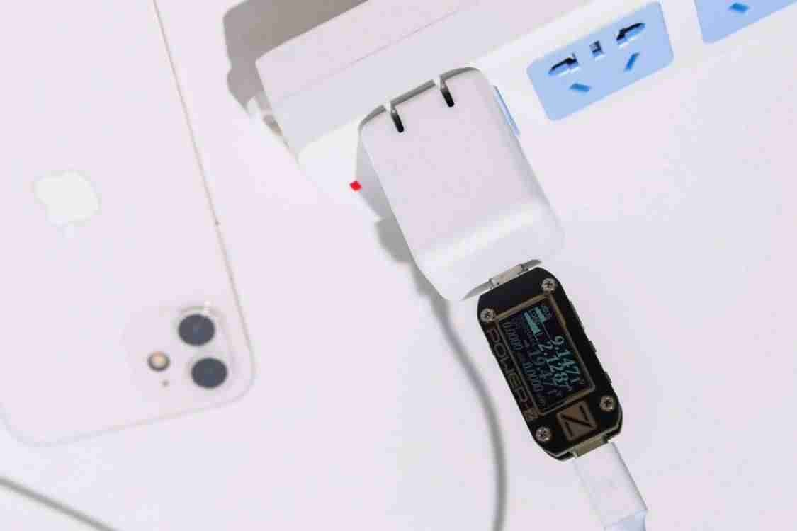 苹果充电器功率怎么看(iphone12原装充电器参数)-第4张图片 苹果充电器功率怎么看(iphone12原装充电器参数)-第4张图片