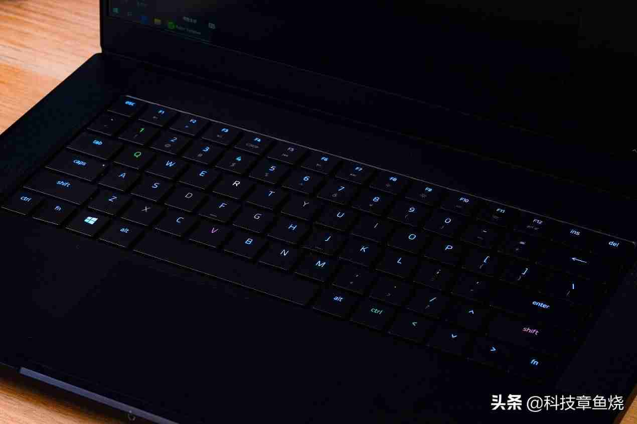 曼巴狂蛇键盘怎么调灯颜色-机械键盘灯光切换方法-第7张图片