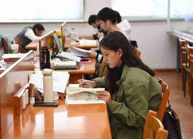 女生适合学什么专业好就业（适合女性的短期培训班职业）-第6张图片