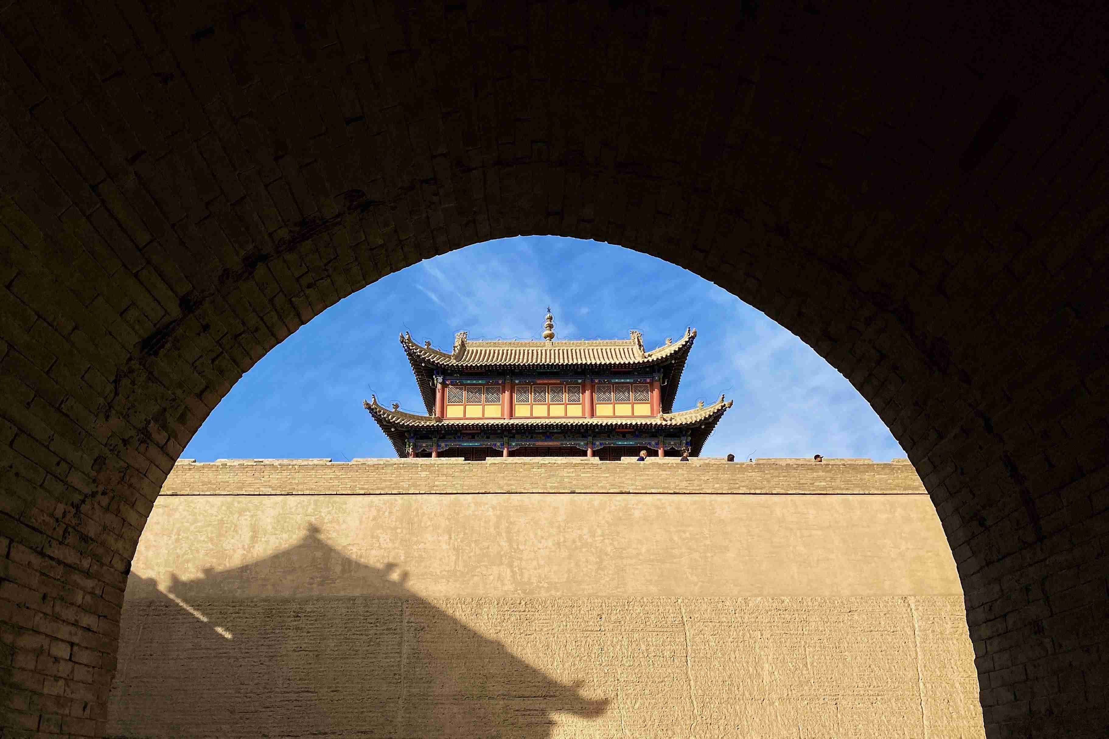 免费的手机拍摄技巧视频教程（开直播调镜头角度显瘦）-第10张图片