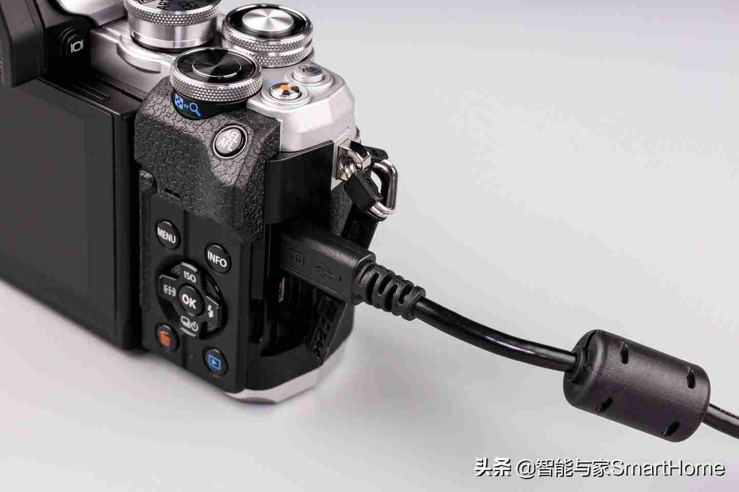 奥林巴斯em10二代参数-奥林巴斯最好的定焦镜头-第16张图片
