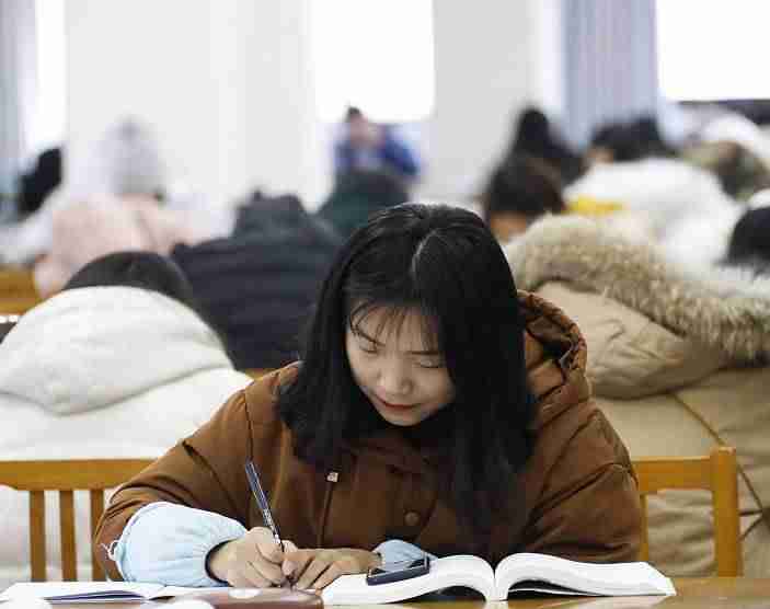 女生适合学什么专业好就业（适合女性的短期培训班职业）-第7张图片