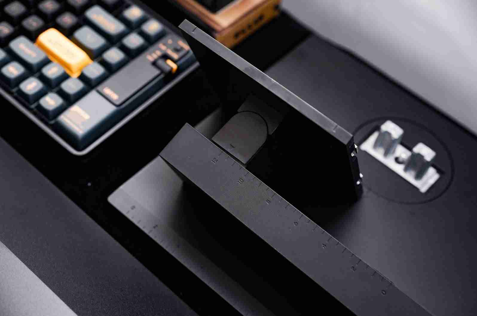 艺卓显示器为什么那么贵最便宜的专业-修图艺卓显示器好还是明基-第8张图片 艺卓显示器为什么那么贵最便宜的专业-修图艺卓显示器好还是明基-第8张图片