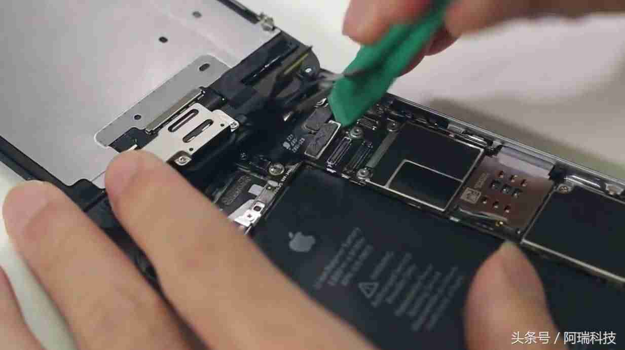 iPhone6显示屏外屏要多少钱-苹果六换屏幕实例教程-第14张图片