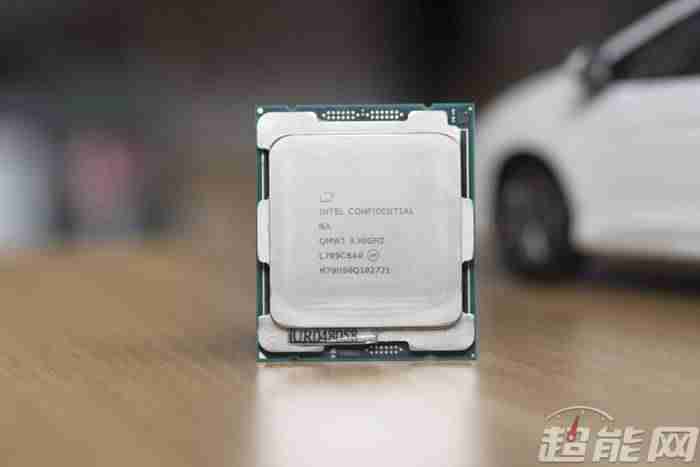 i9 7900x配什么主板-i9最垃圾的处理器-第4张图片