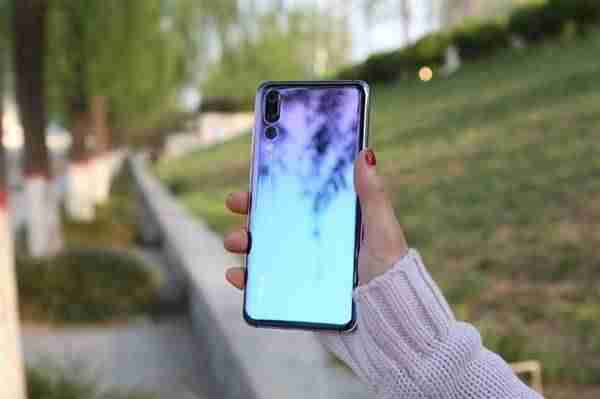 p20上市时间和价格-p20pro与p20对比-第1张图片