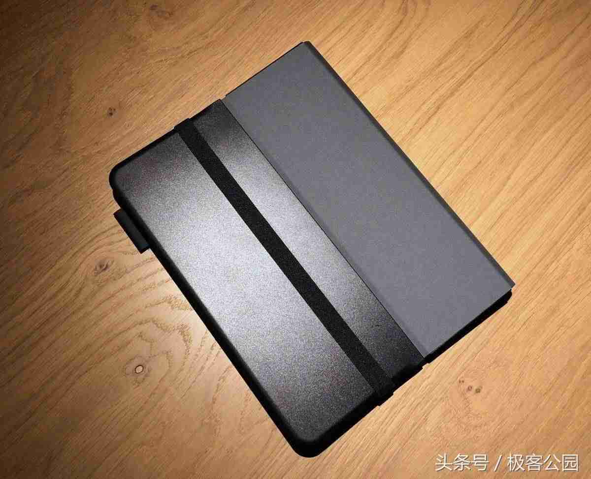 ipad键盘不见了怎么办-ipad电源键下陷自修方法-第8张图片