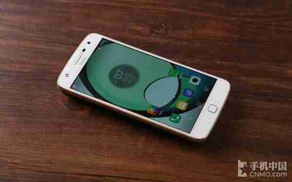 moto z play拆机教程-摩托罗拉xt1650参数-第2张图片