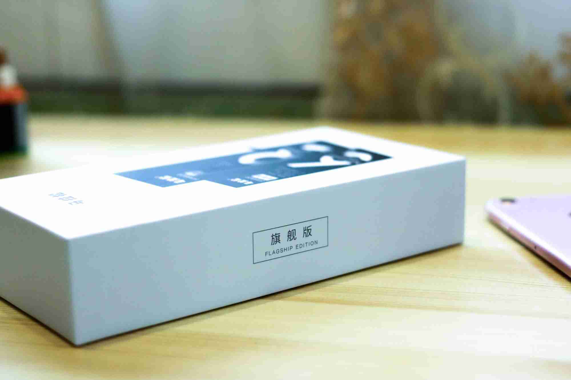 苹果7电池多少毫安怎么样-iphone7拆机换电池教程-第3张图片